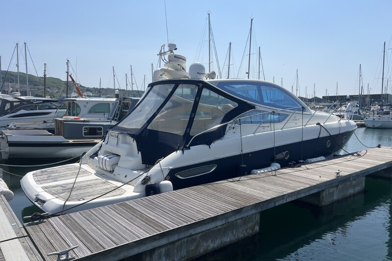 Image courtesy of JD Yachts Cranchi Mediterranee 43 HT