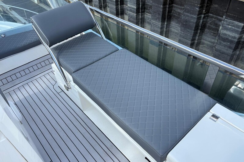 Image courtesy of JD Yachts Fairline Squadron 42
