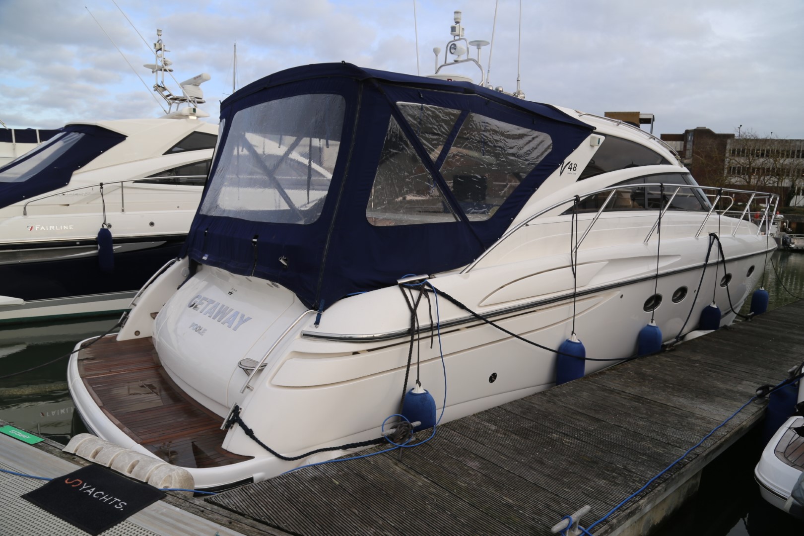 Princess V48 se vende