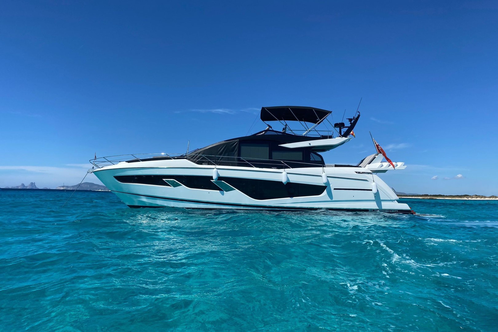 Sunseeker 65 Sport Yacht se vende