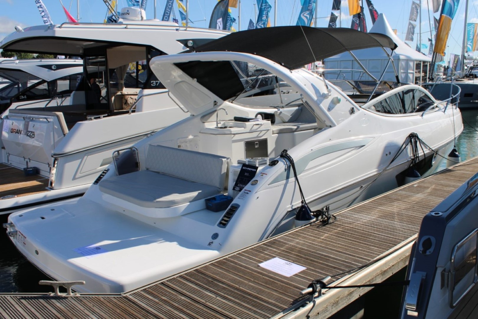 Schaefer 303 se vende