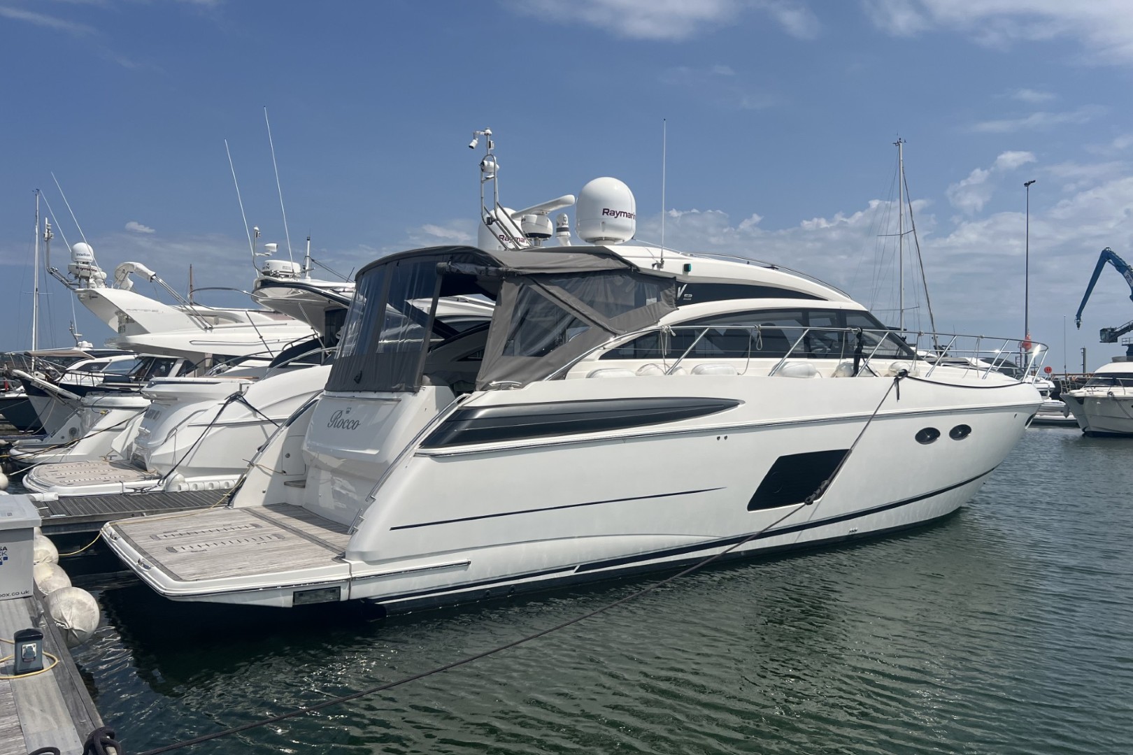 Princess V52 se vende