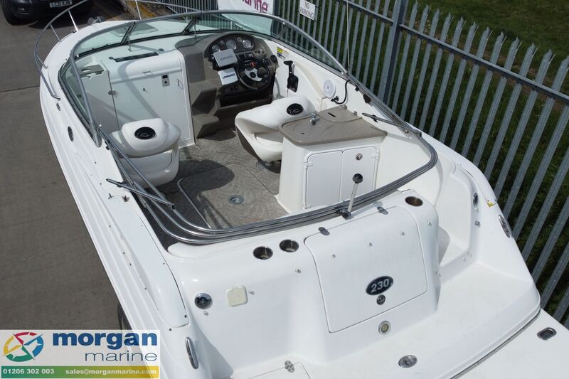  Rinker 230 Captiva Atlantic
