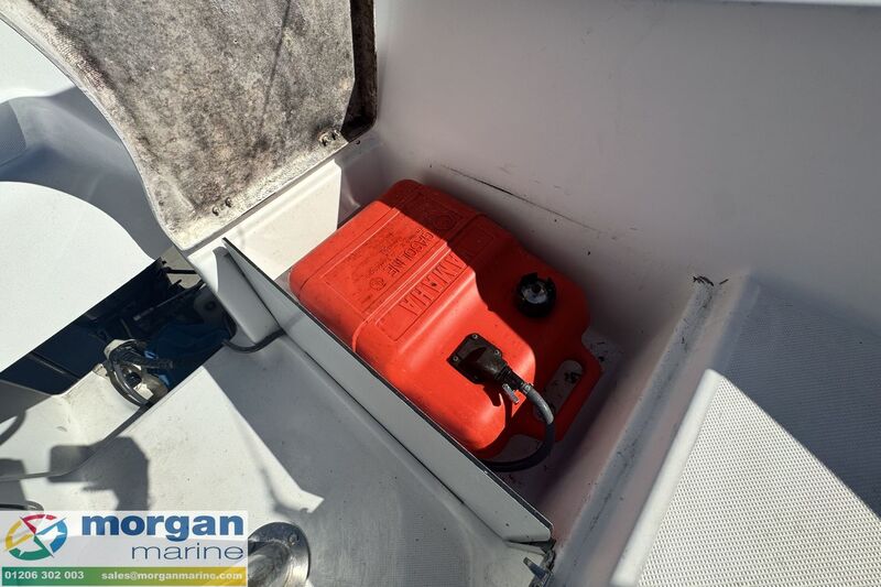  Macgregor 26M