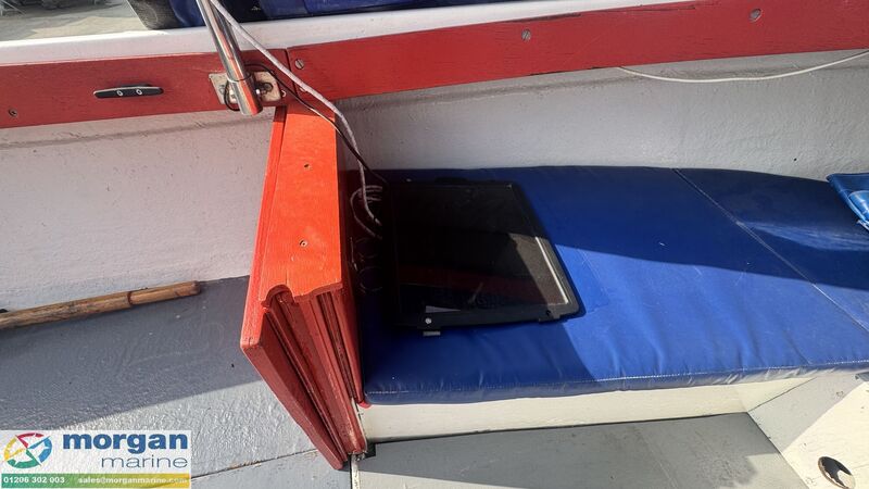  Oyster  16 Launch 