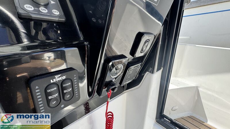  Jeanneau Merry Fisher 895 Offshore 