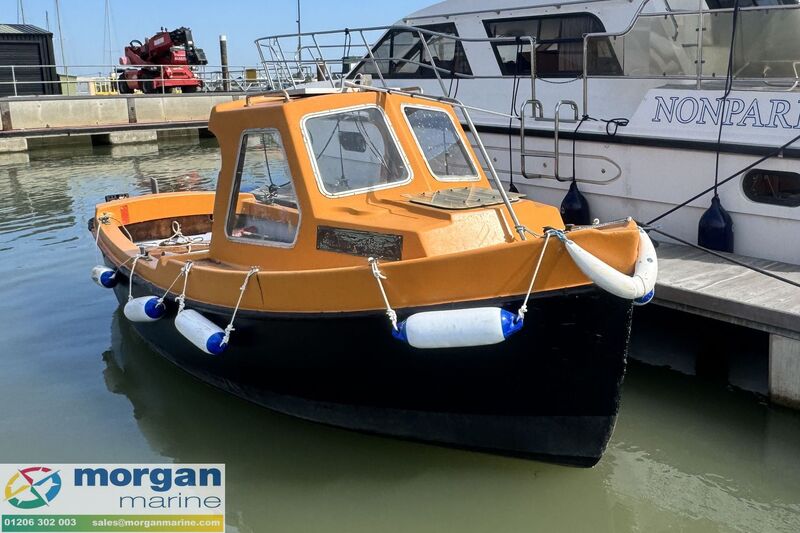  5.8m  Fishing boat 