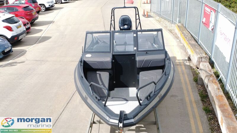  UMS 655  DC Bow Rider