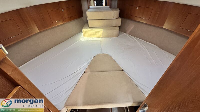  Hardy  32 Commander