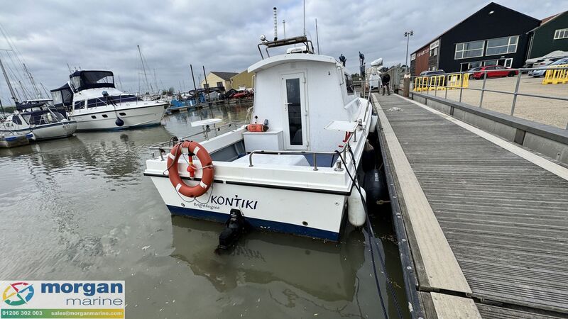  Procharter  28
