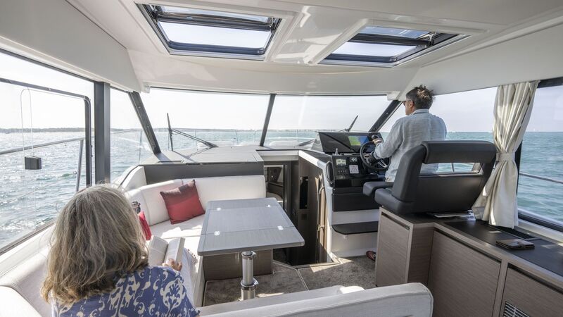  Jeanneau Merry Fisher 1295 Coupe