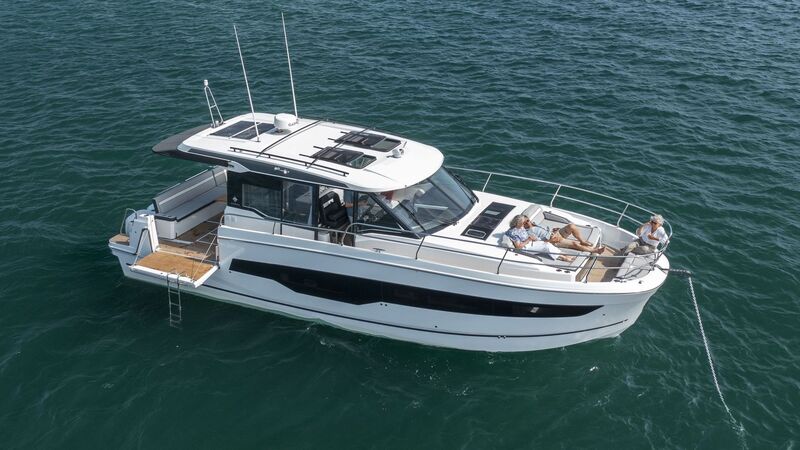  Jeanneau Merry Fisher 1295 Coupe