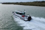  Axopar  28 Cabin