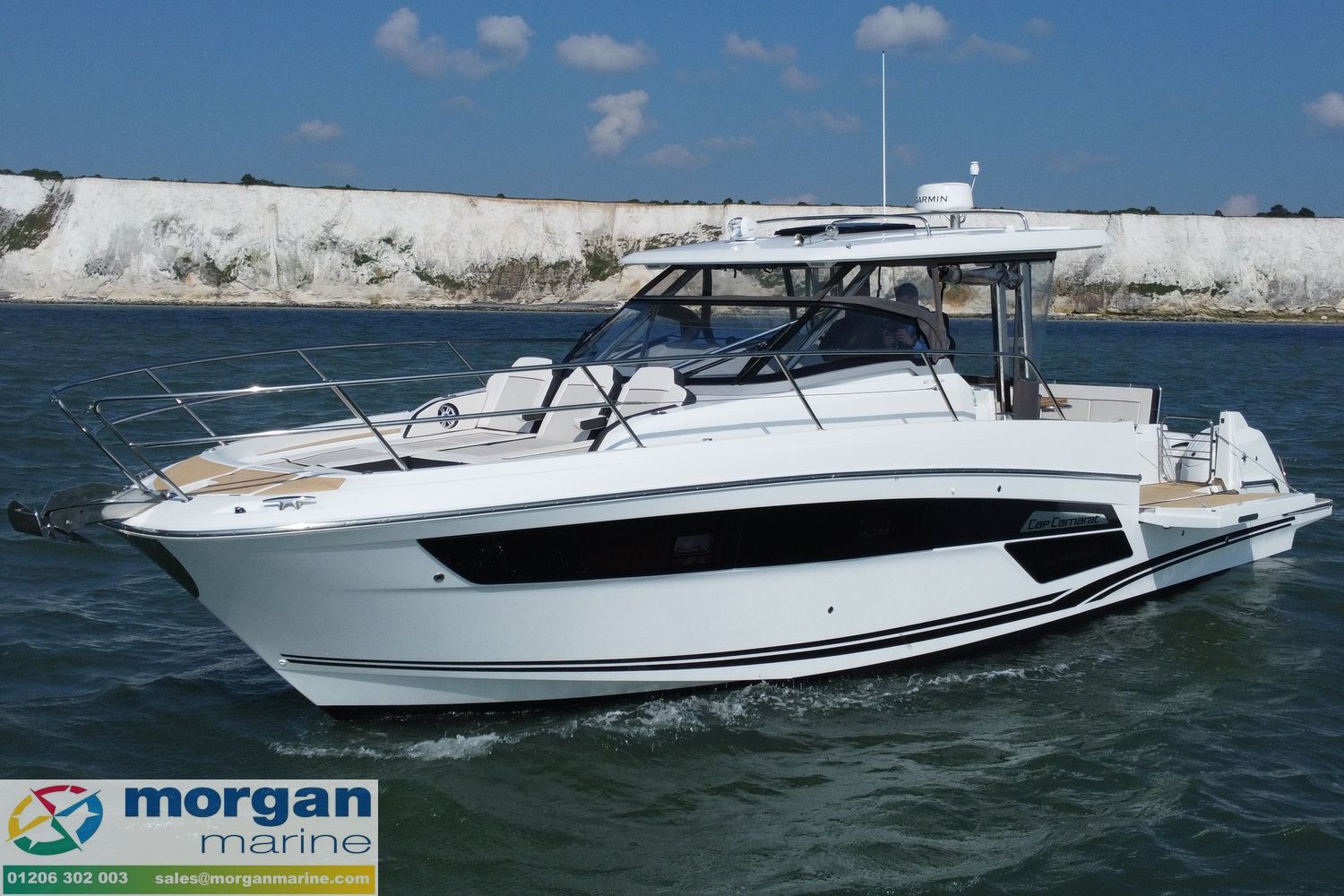 Jeanneau Cap Camarat 12.5 WA se vende