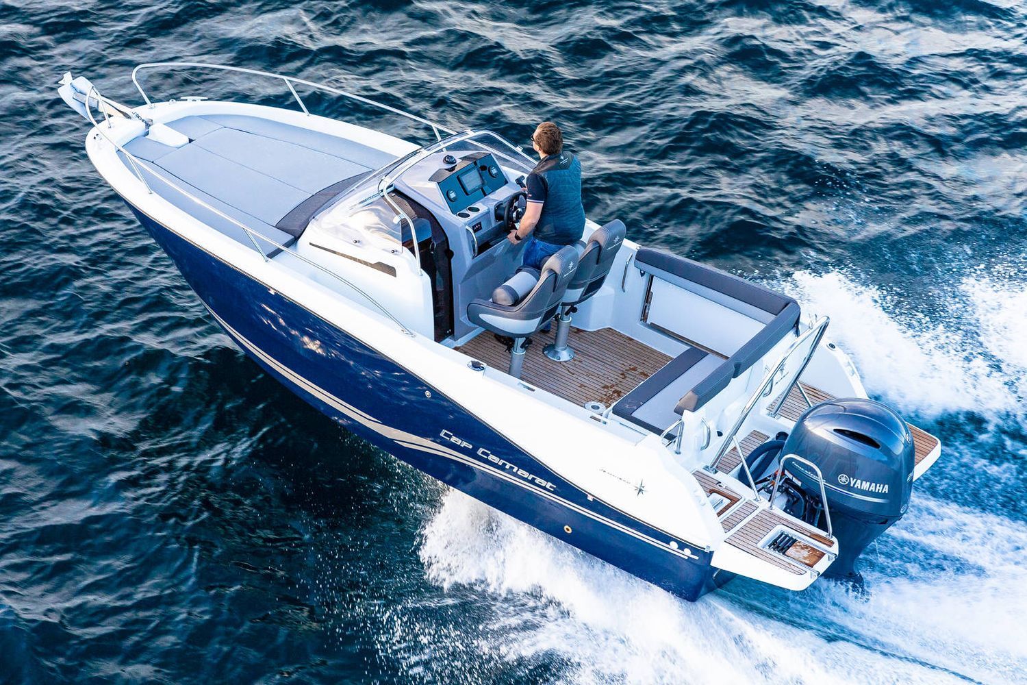 Jeanneau Cap Camarat 6.5 WA se vende