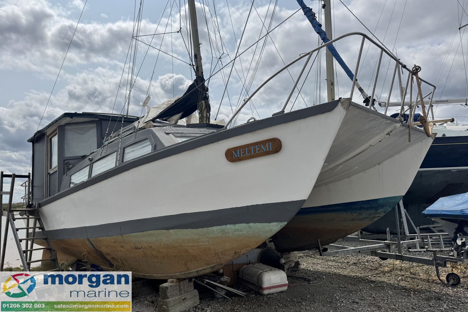 Amazon MK1 Catamaran with 2x diesel inboards se vende