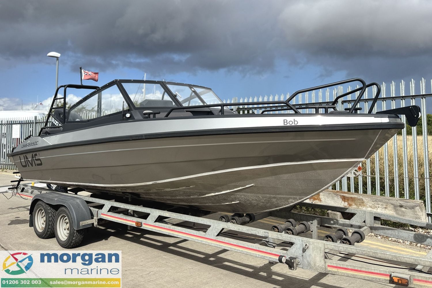 UMS 655 DC Bow Rider se vende