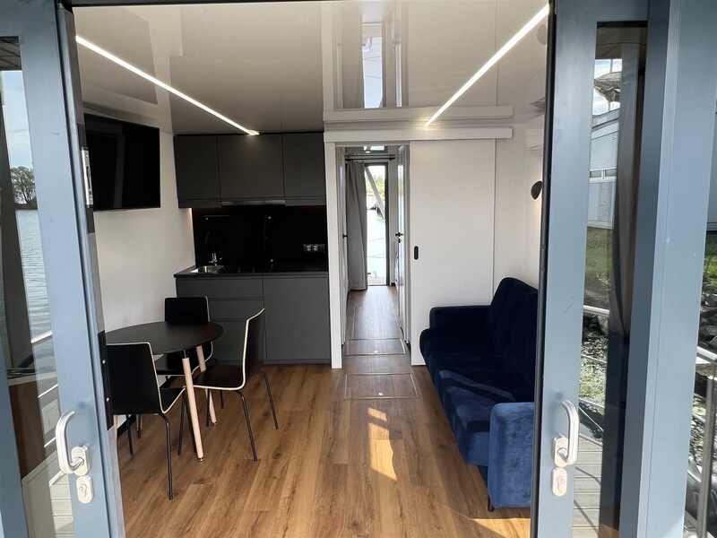 IMG_5343 Aqua-House Hausboot Harmonia 340L