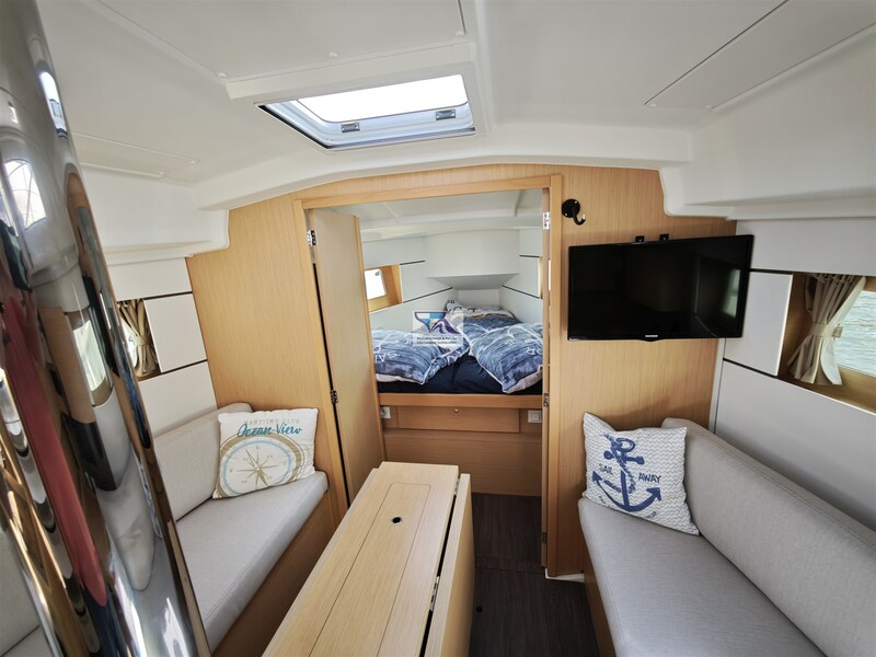 Oceanis 35.1  22 Beneteau OCEANIS 35.1