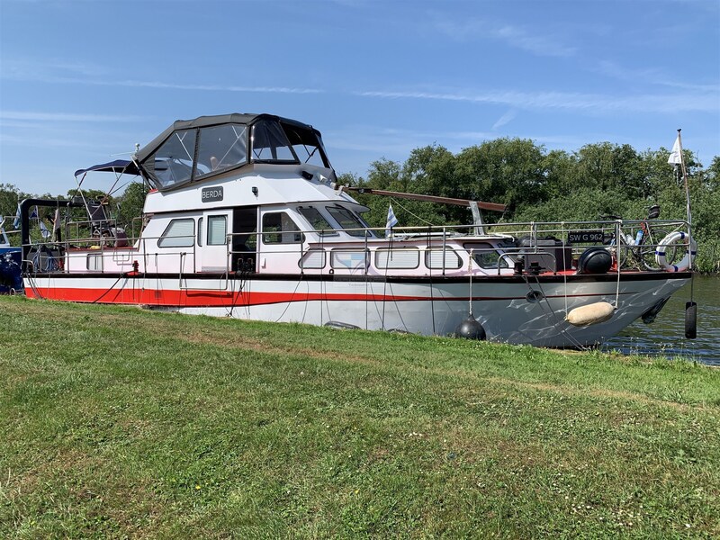 15m Stahlmotoryacht BERDA 29 Werft Haßmersheim 15m Stahlmotoryacht