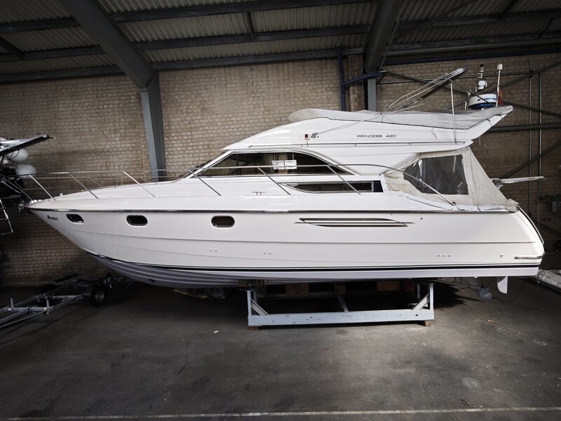 IMG_20250826_102240 Princess Yachts Princess 420 Fly
