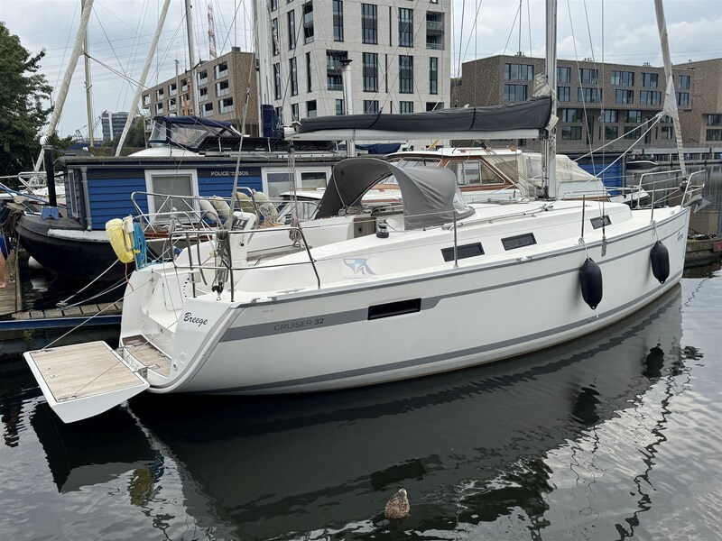 Bavaria 32 Cruiser HERON 7 Bavaria Bavaria 32 Cruiser