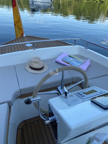 Tuck 22 7 Yachtwerft Hamburg GmbH Elektro Tuckerboot 22f