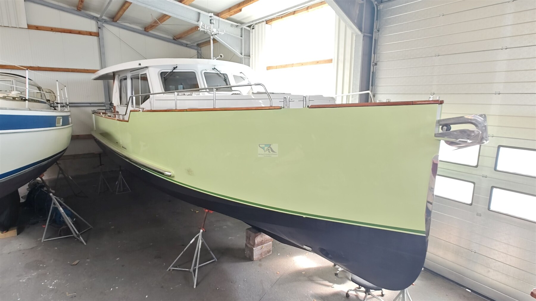 Pollard Stavast Trawler 1200 se vende