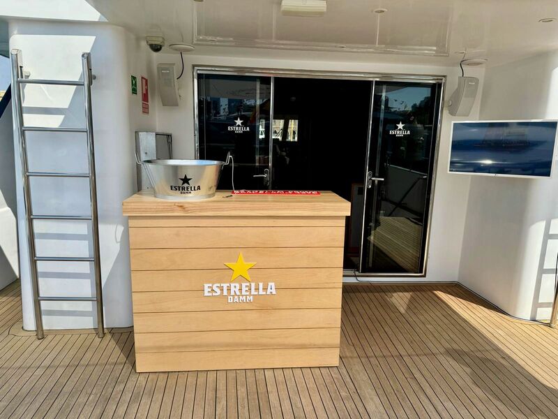 EXPLORER YACHT 92 Pro 50 PAX