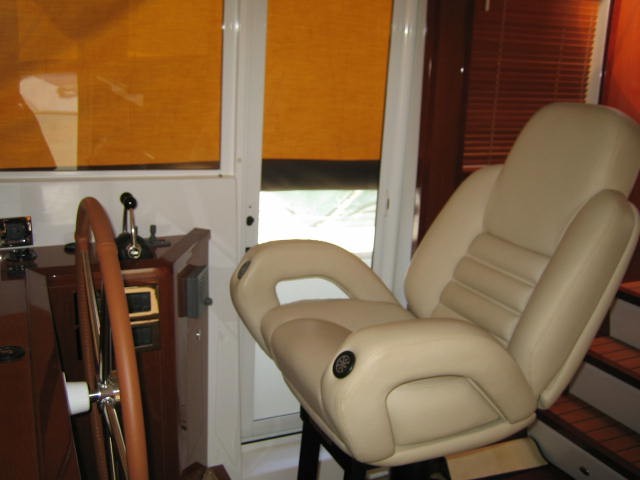  Beneteau SWIFT TRAWLER 52