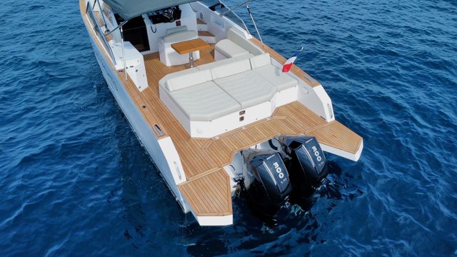  BB Yachts BB35 ELBA outboard