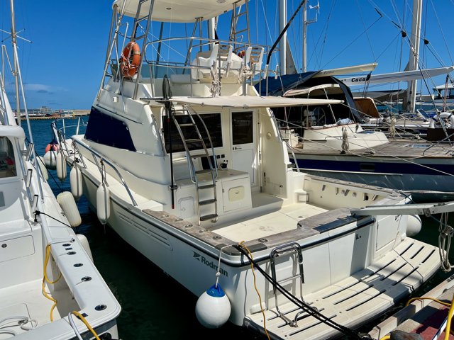 RODMAN Rodman 1250 Fisher Pro se vende