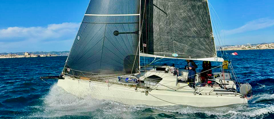 Jeanneau SUNFAST 3300 se vende