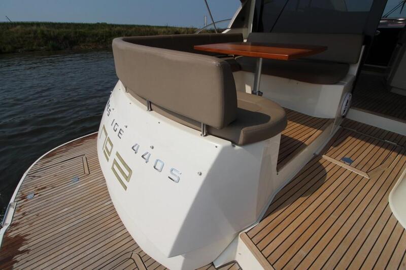 Prestige 440S Fresh water only Prestige 440S Fresh water only