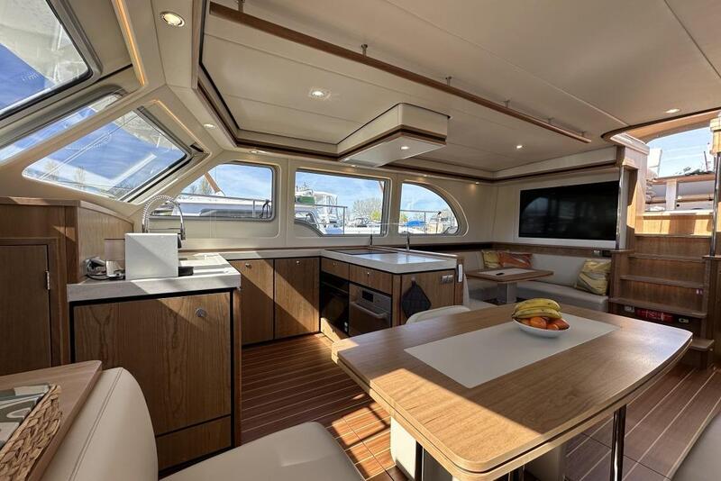 Linssen Grand Sturdy 550 Variotop Linssen Grand Sturdy 550 Variotop