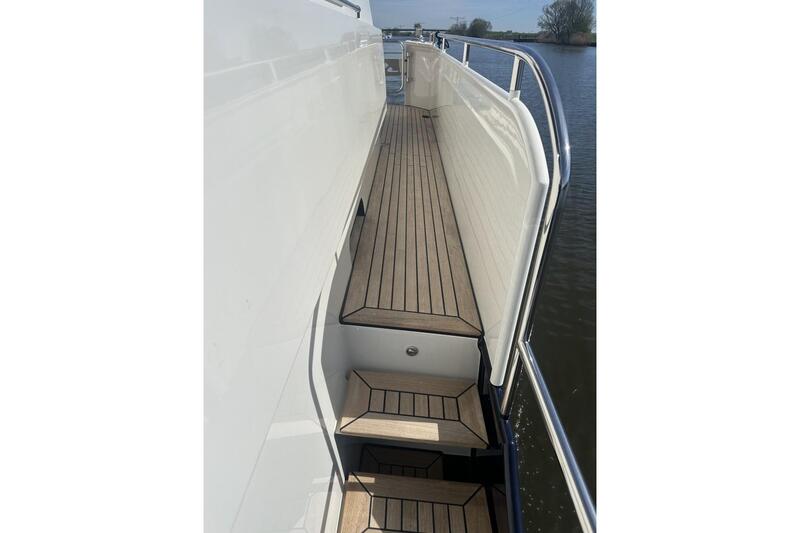 Linssen Grand Sturdy 550 Variotop Linssen Grand Sturdy 550 Variotop