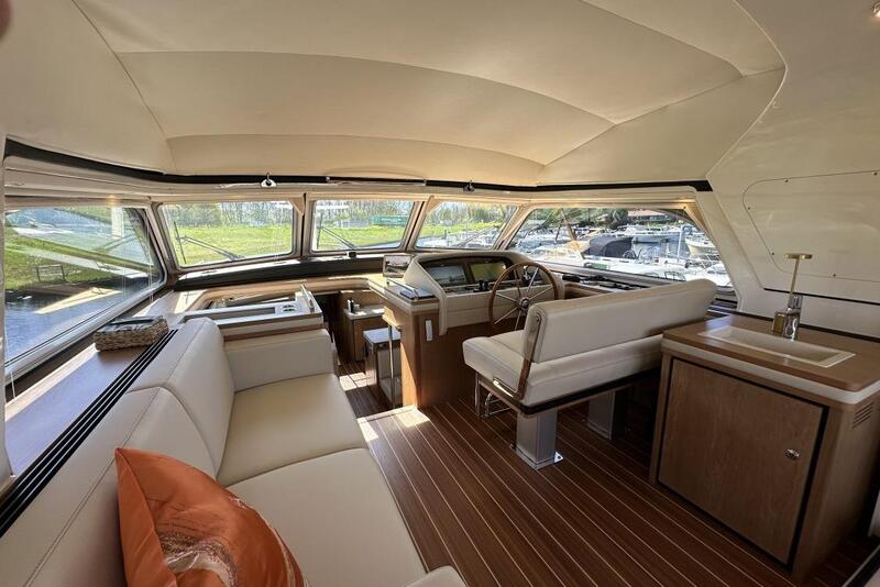 Linssen Grand Sturdy 550 Variotop Linssen Grand Sturdy 550 Variotop