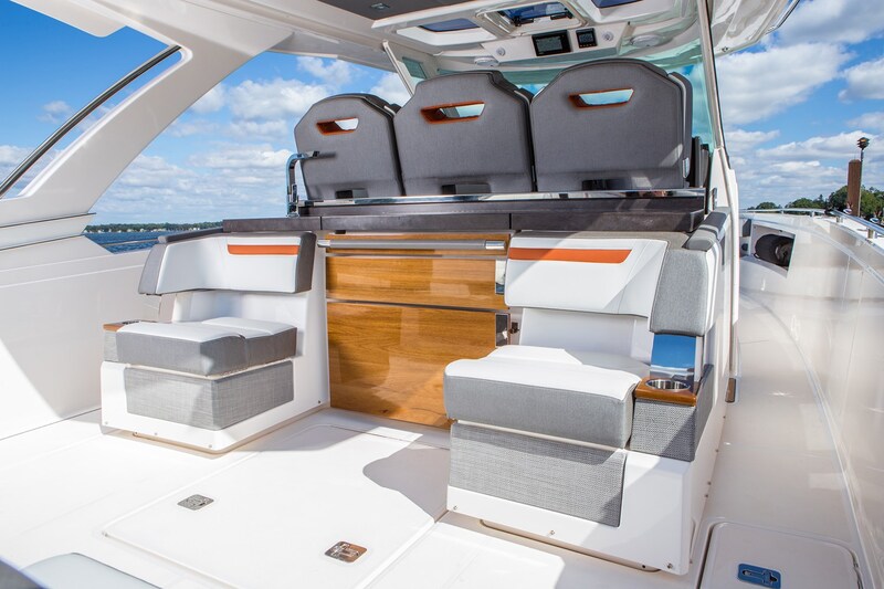 Tiara 38 LS cockpit galley Tiara Yachts 38 LS