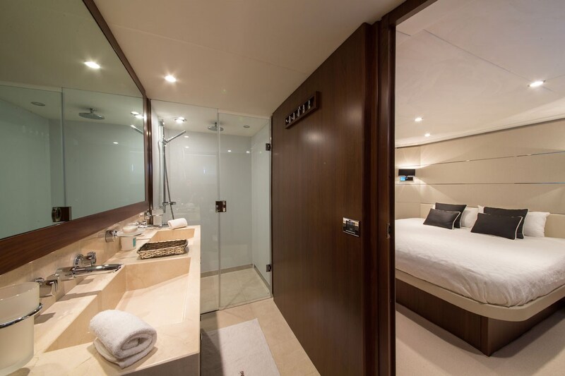 Princess V78 owner's bathroom Princess Yachts V78