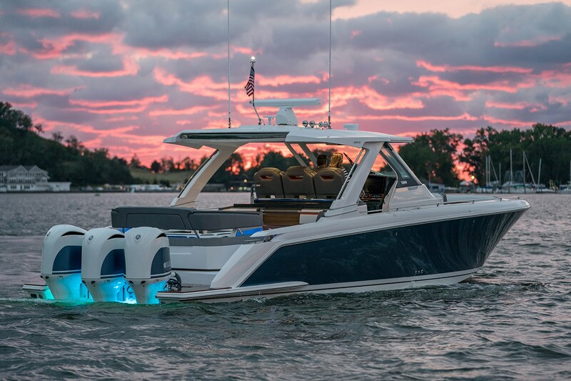 Tiara 38 LS aft profile Tiara Yachts 38 LS