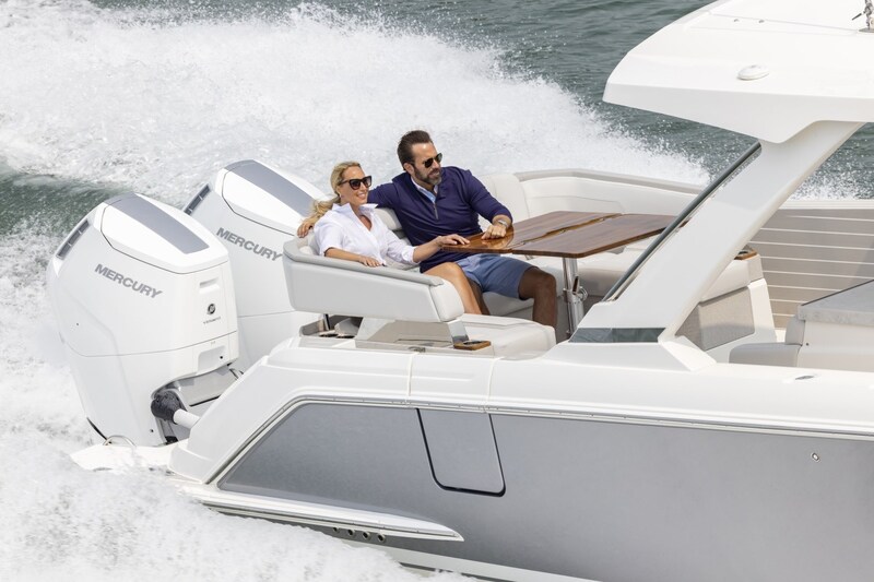 Tiara 43LS details Tiara Yachts 43LS