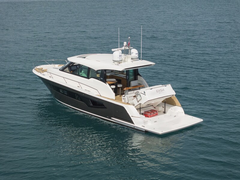 Tiara EX54 aft view Tiara Yachts EX 54