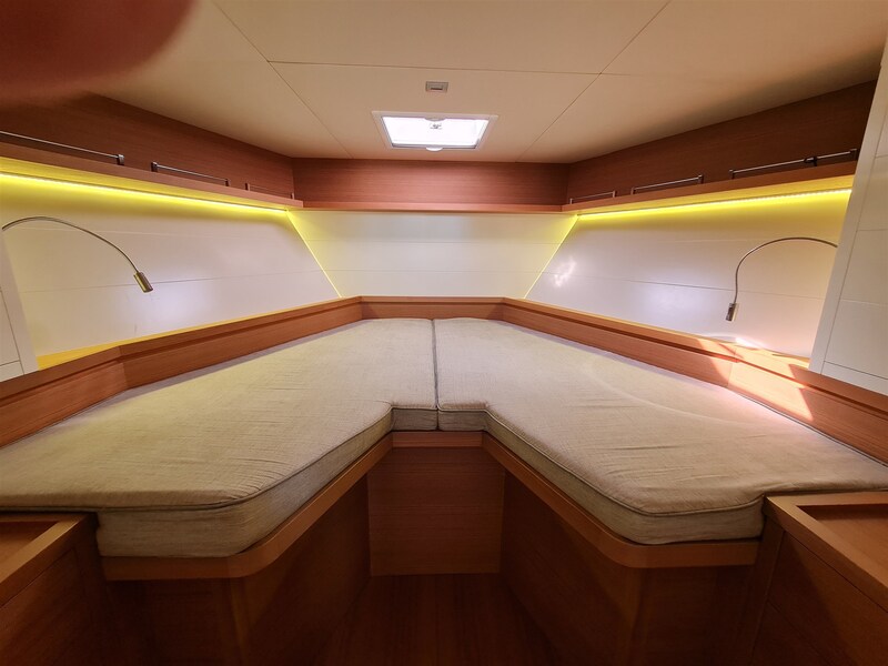 Toy Tender 47, master cabin Toy Marine TENDER 47