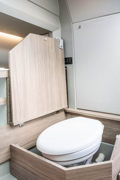 _SAXDOR 270 GTO Convertible toilette Saxdor 270 GTO