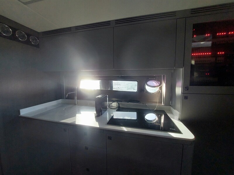 Rizzardi IN five Fiftyfive.jpg Rizzardi INfive