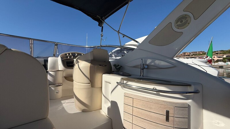 Cockpit Sessa Marine C30