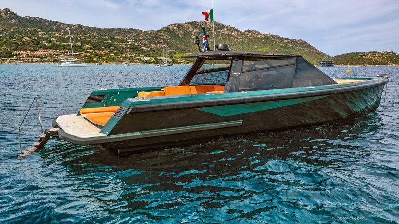 Aft profile Wally Yachts 47' Wally Power