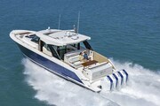 Tiara 56LS running Tiara Yachts 56LS