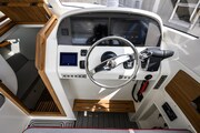 Toy 39 Outboard,  helm view Toy Marine TOY 39 FB