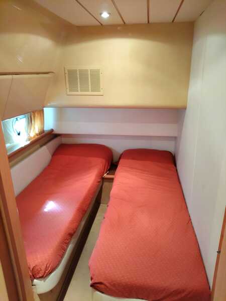 WhatsApp Image 2026-01-27 at 10.44.21 (5) Ferretti 120 Fly